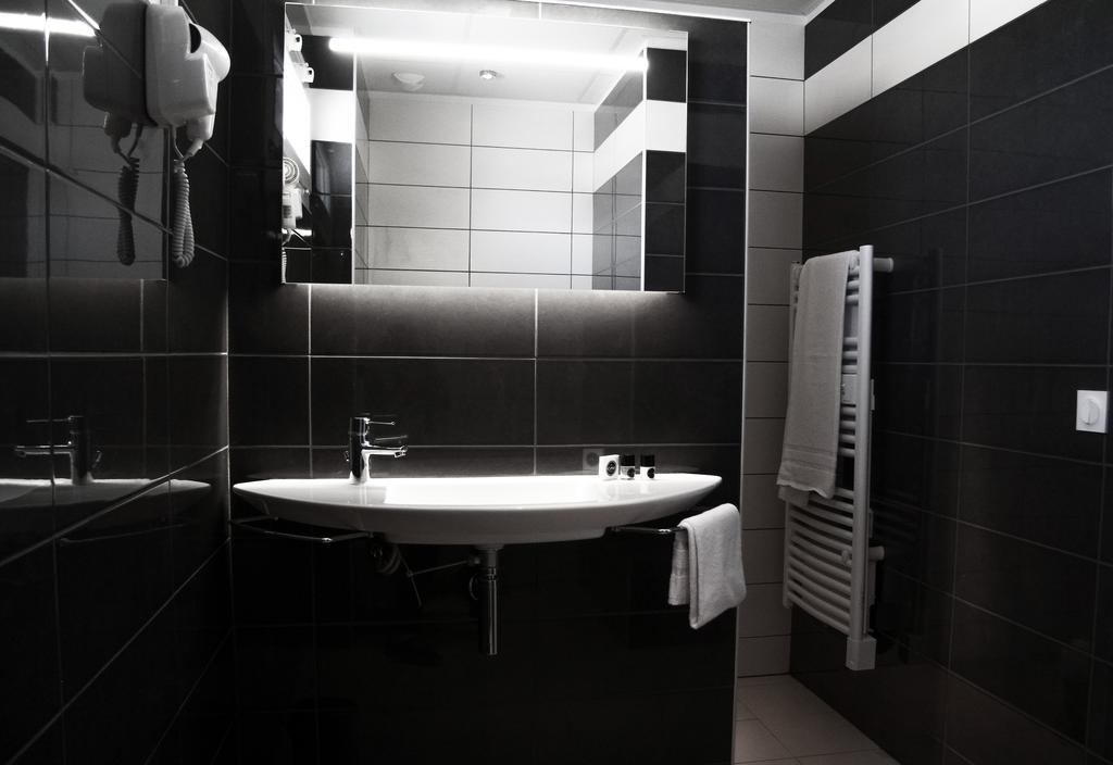 Le Cay Hotel Roquebrune-sur-Argens Kamer foto